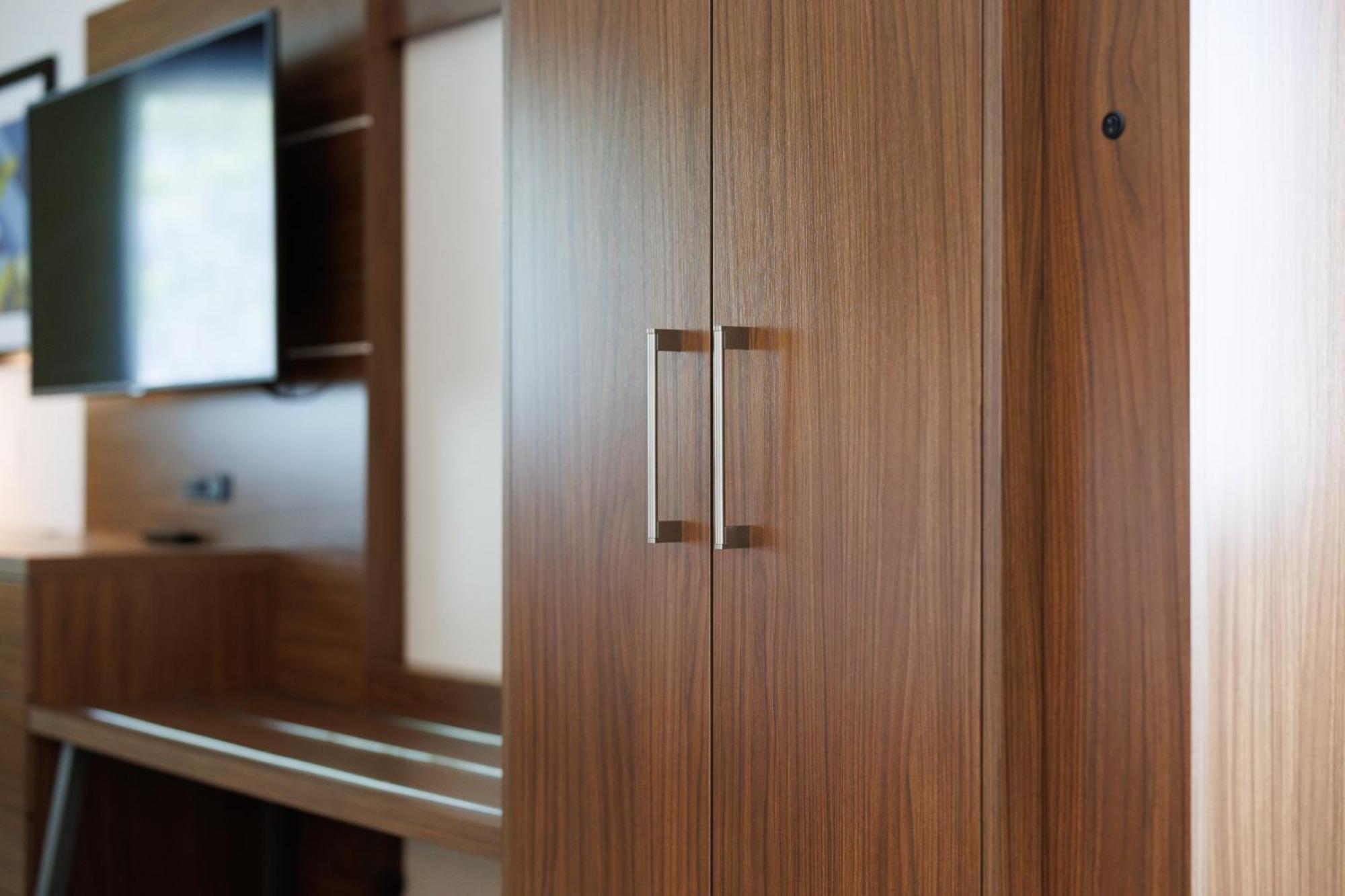 Holiday Inn Express & Suites Mountain View Silicon Valley By Ihg Buitenkant foto