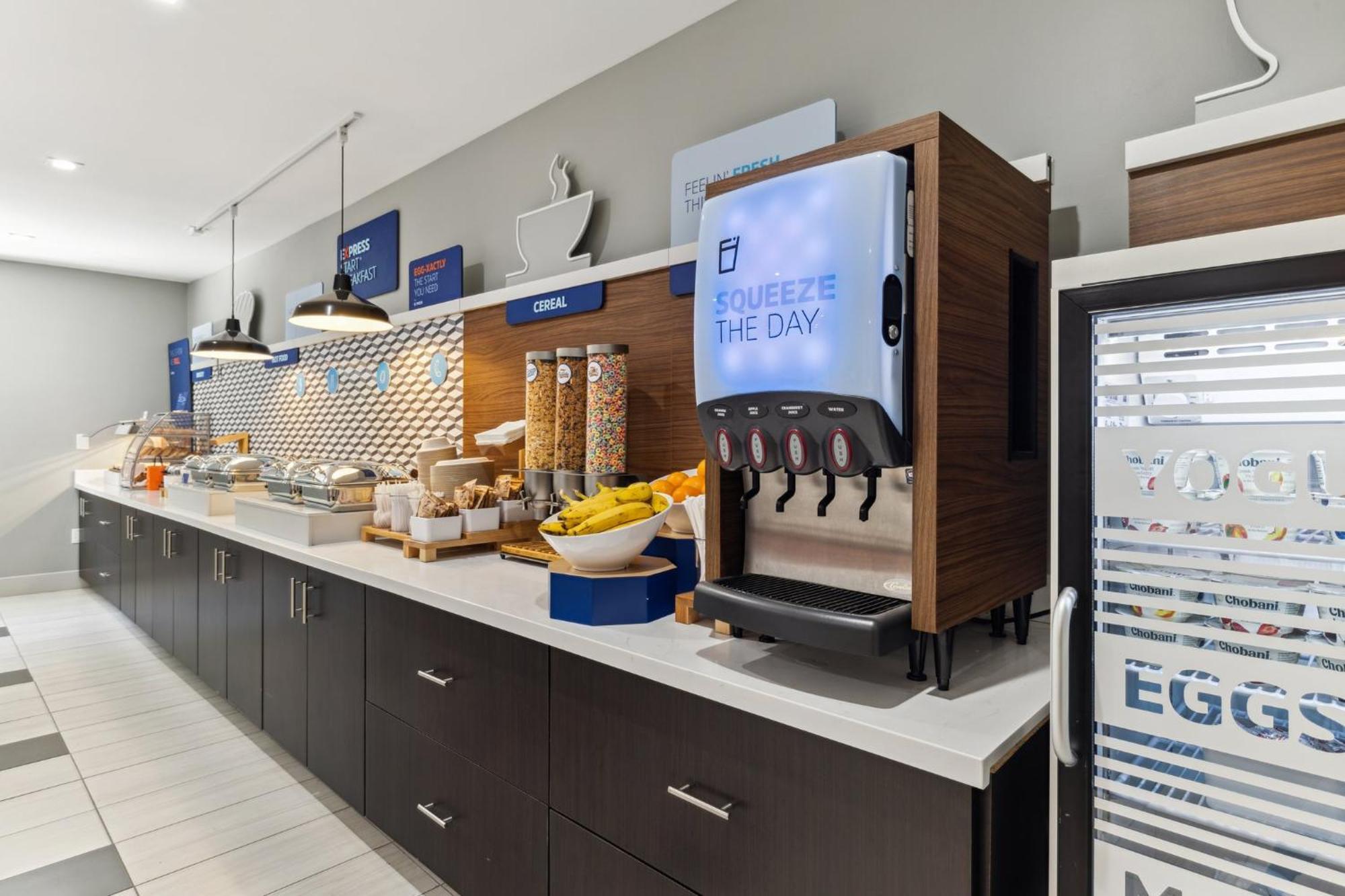 Holiday Inn Express & Suites Mountain View Silicon Valley By Ihg Buitenkant foto