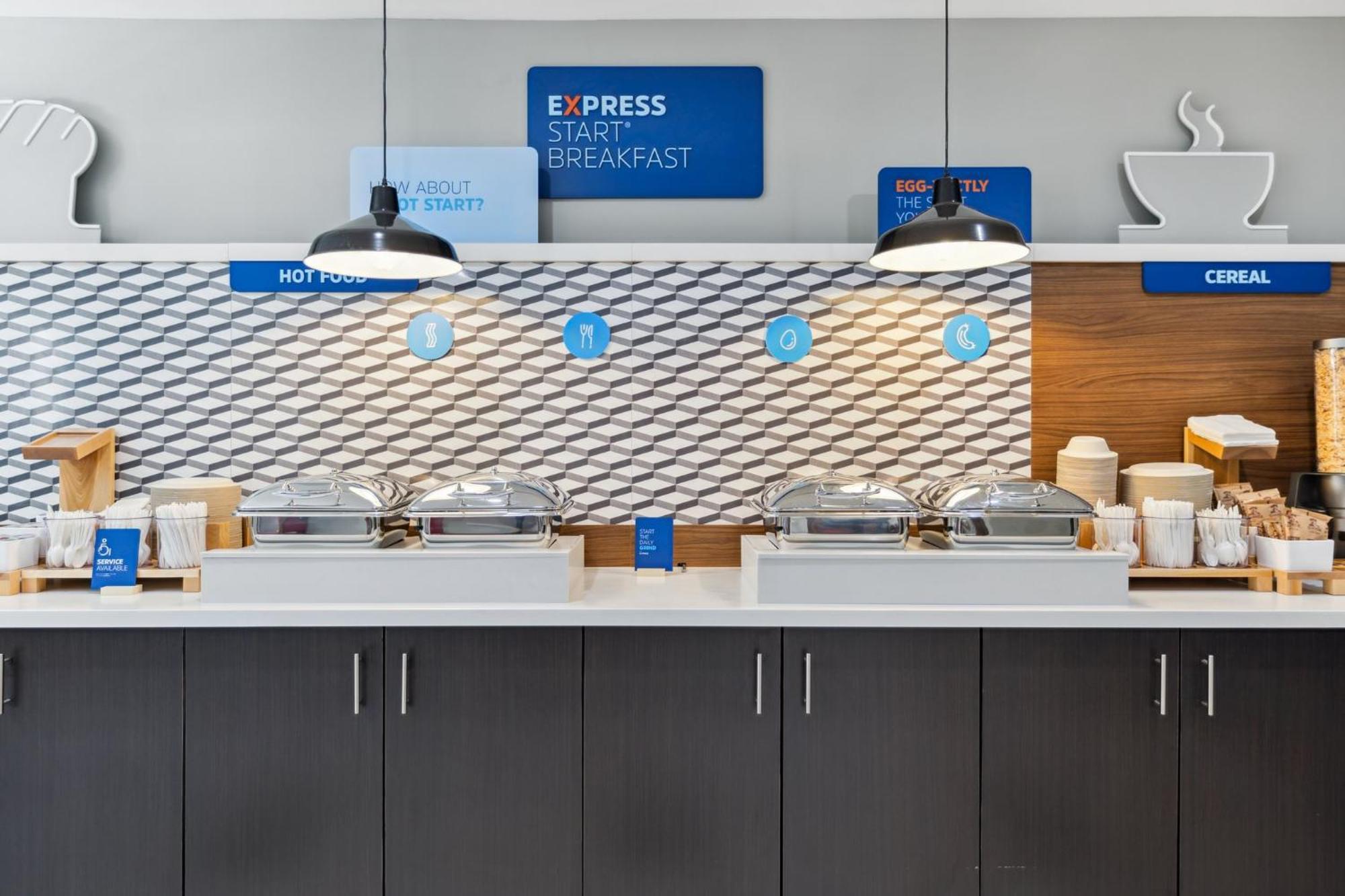 Holiday Inn Express & Suites Mountain View Silicon Valley By Ihg Buitenkant foto