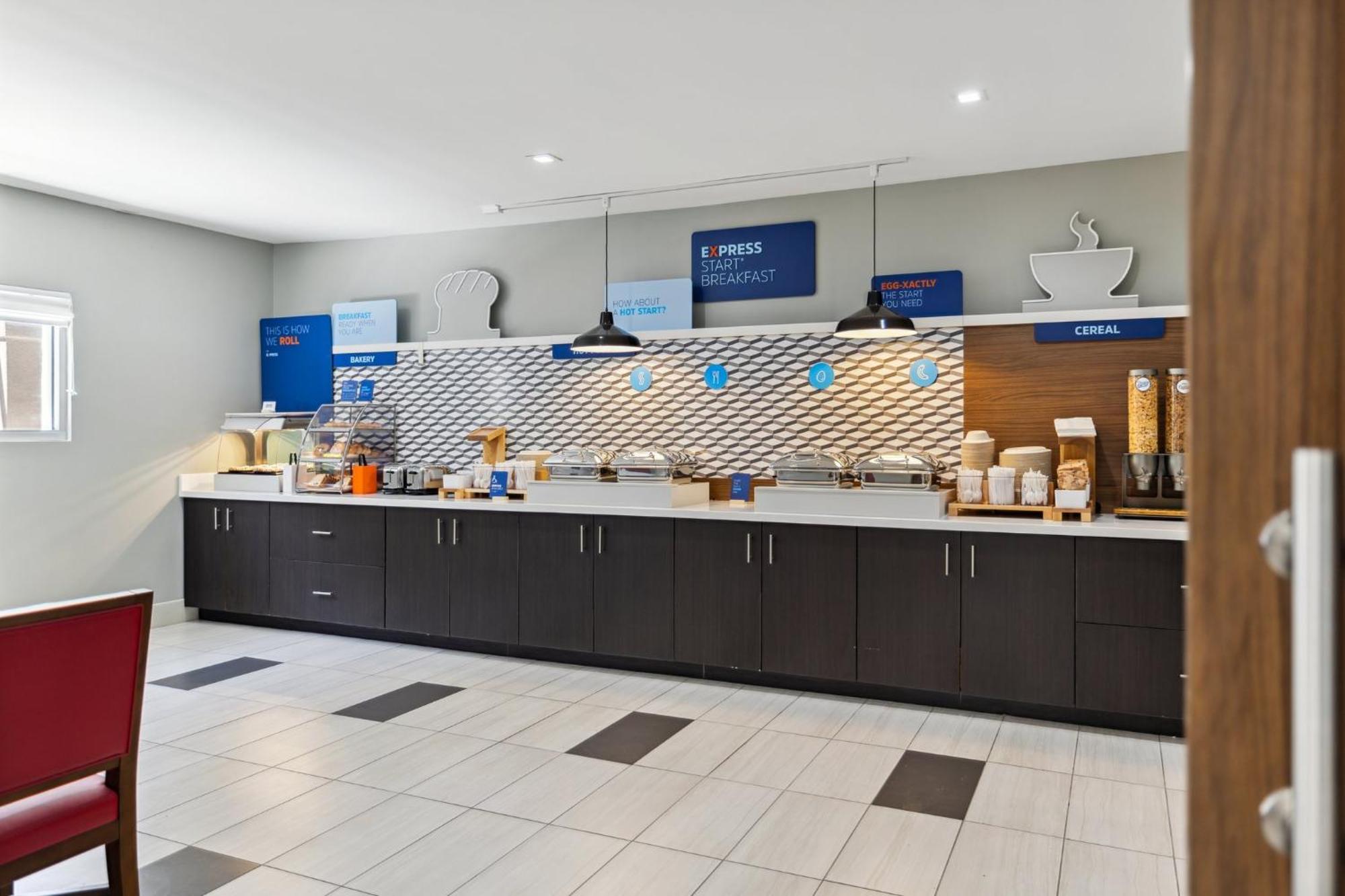 Holiday Inn Express & Suites Mountain View Silicon Valley By Ihg Buitenkant foto