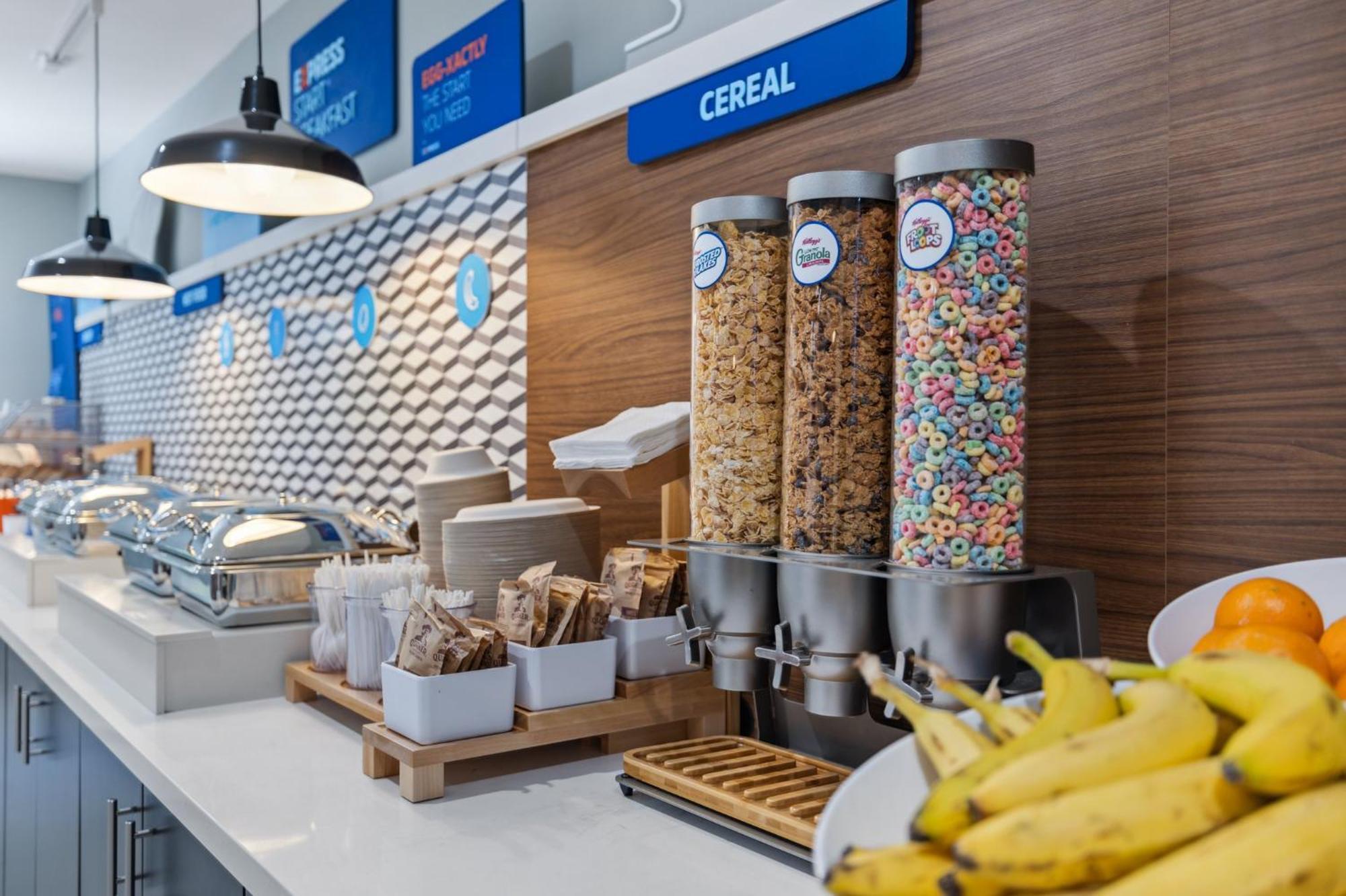Holiday Inn Express & Suites Mountain View Silicon Valley By Ihg Buitenkant foto