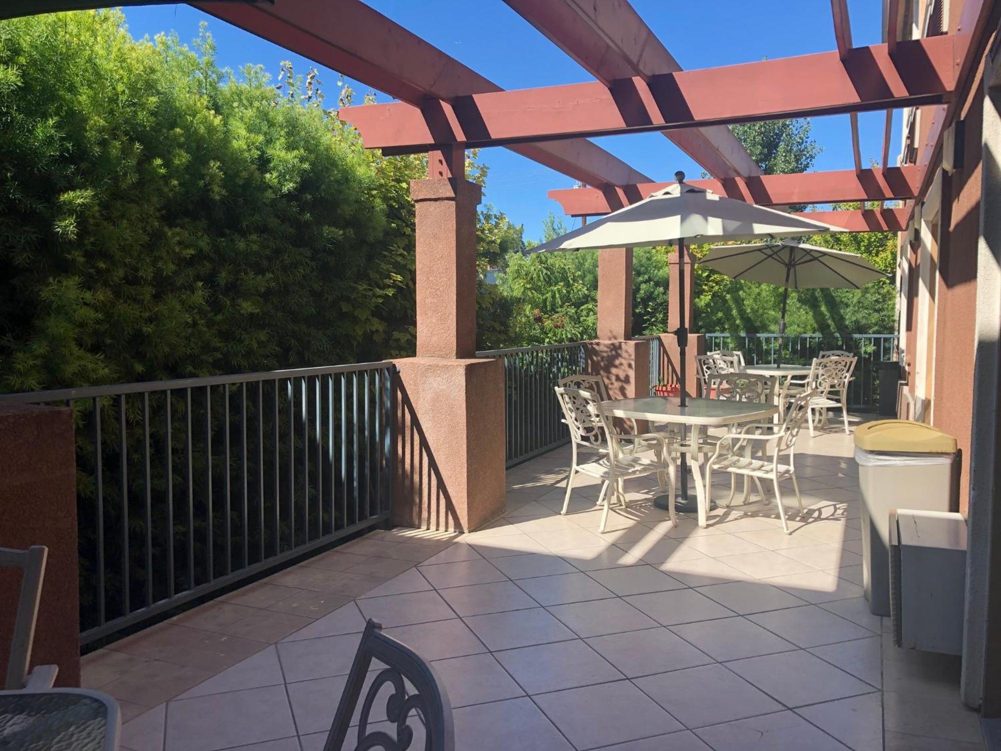 Holiday Inn Express & Suites Mountain View Silicon Valley By Ihg Buitenkant foto