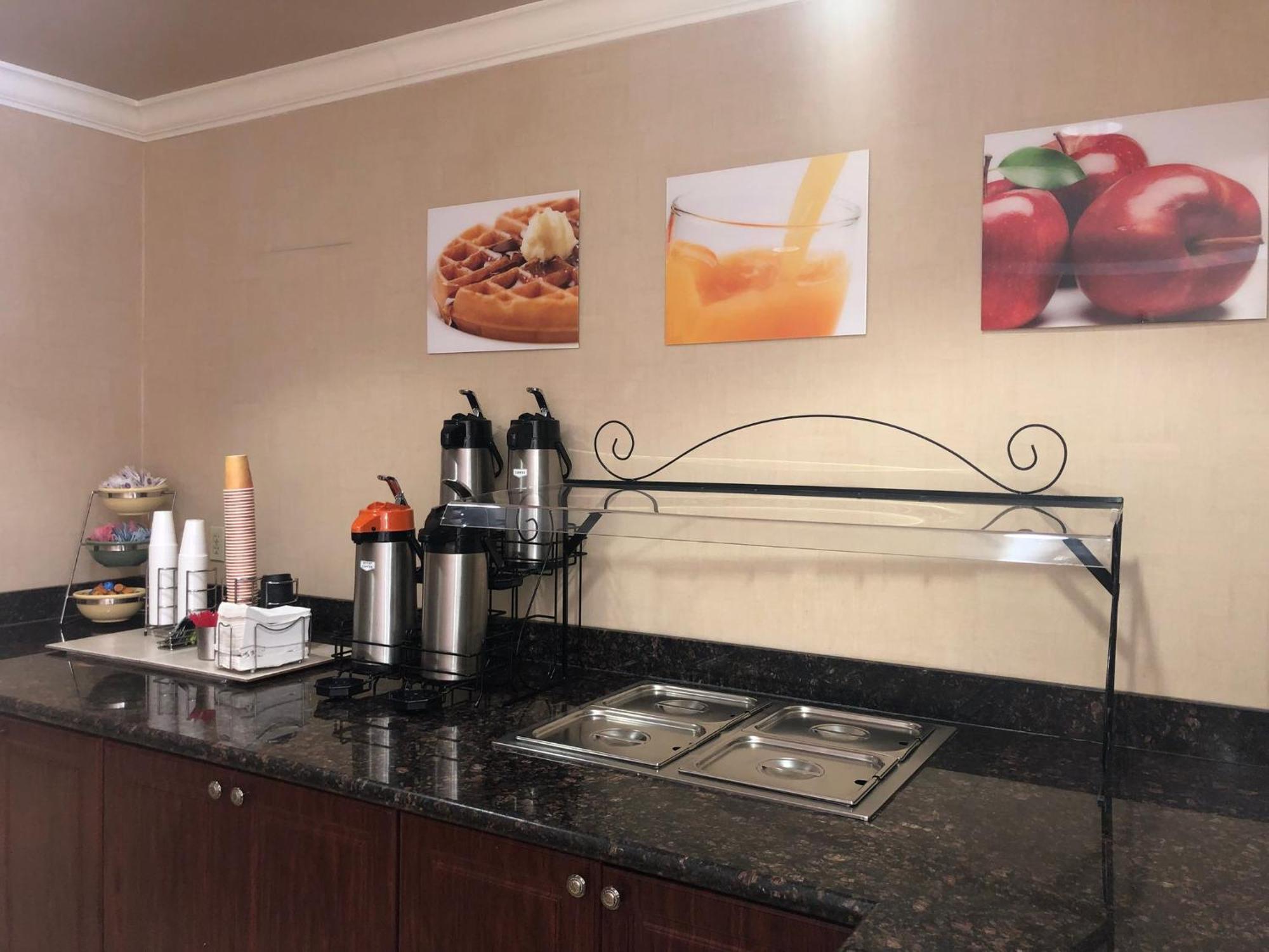 Holiday Inn Express & Suites Mountain View Silicon Valley By Ihg Buitenkant foto